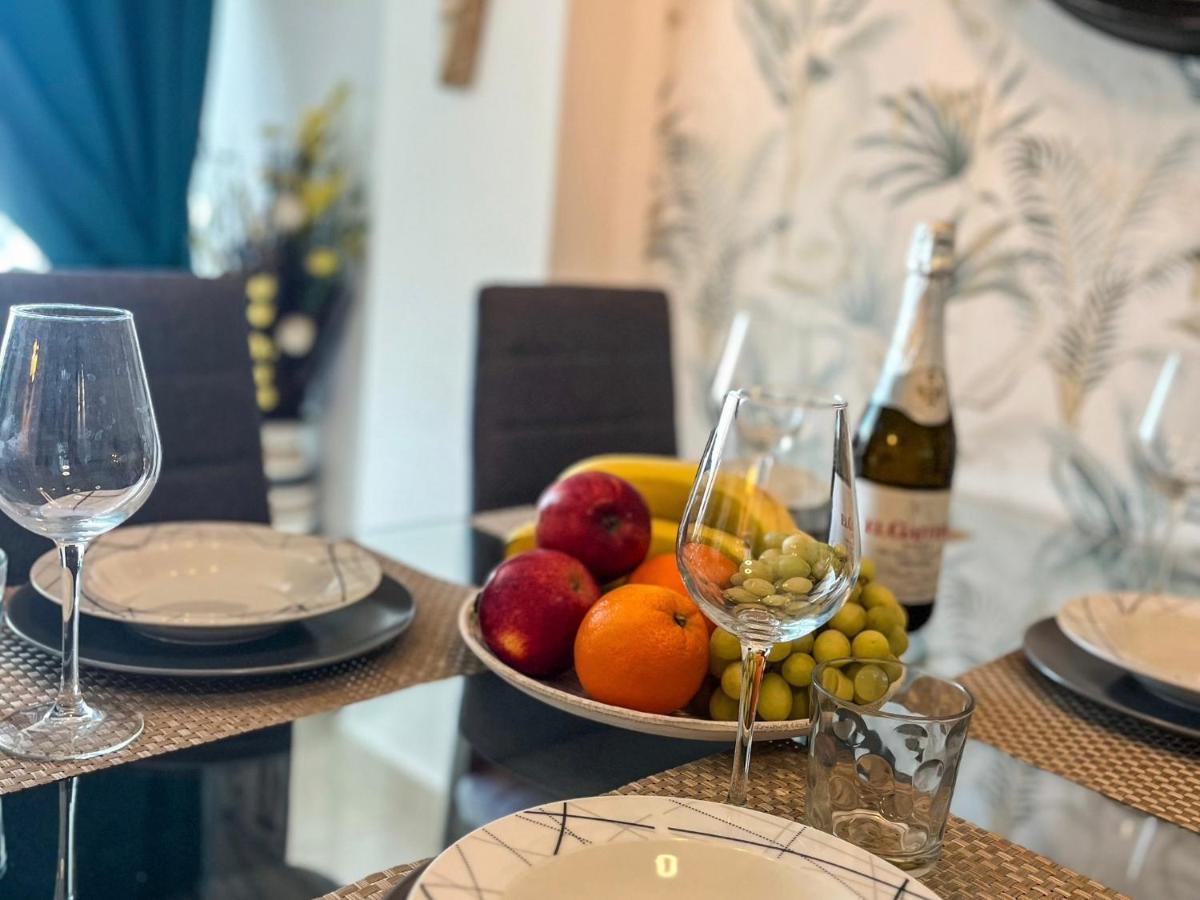 Luxory Dreamy Sunset, Seafront, Direct Access To The Promenade,Wifi,Pool,Free Parking Apartment Los Cristianos  Luaran gambar