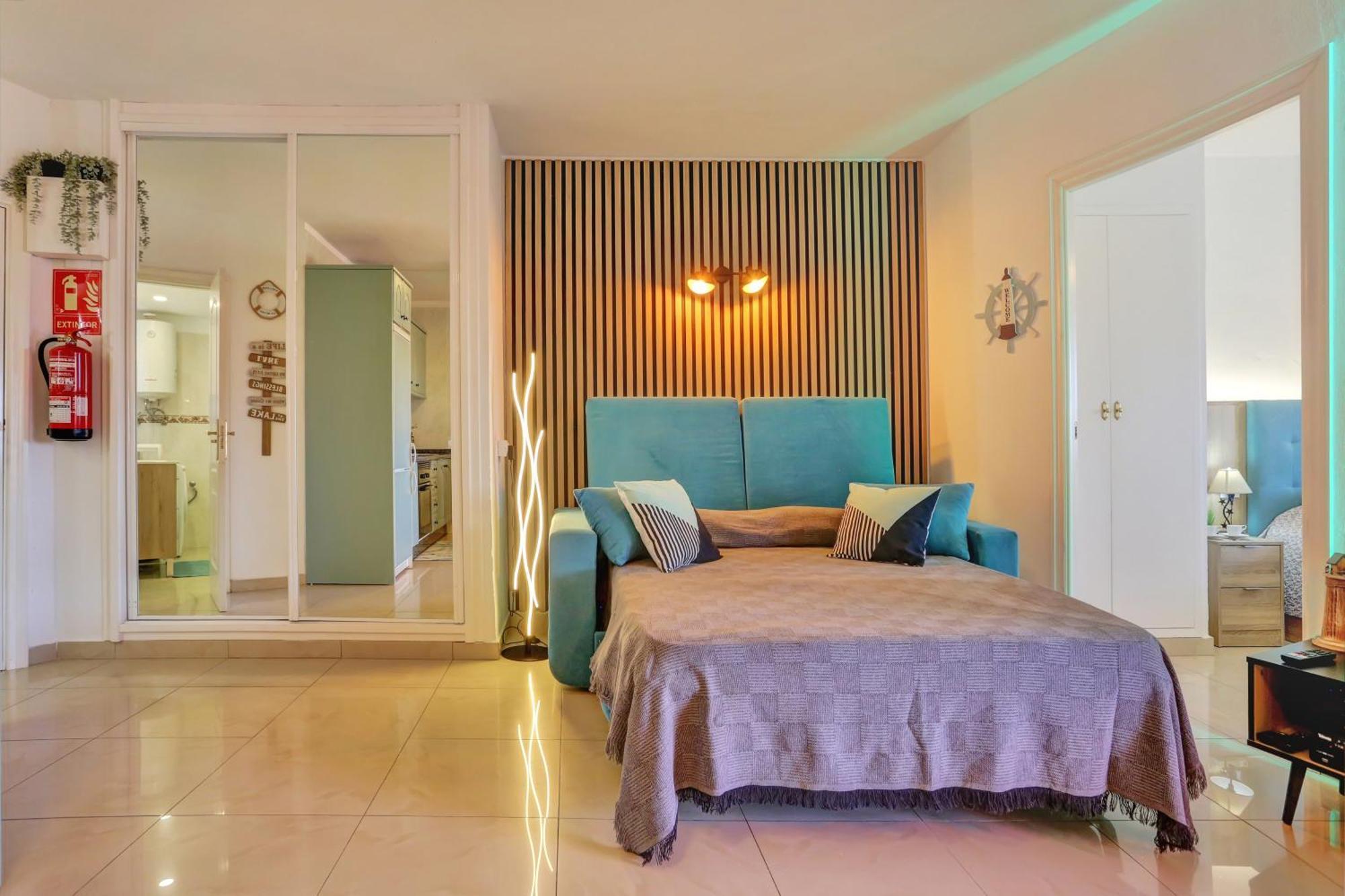 Luxory Dreamy Sunset, Seafront, Direct Access To The Promenade,Wifi,Pool,Free Parking Apartment Los Cristianos  Luaran gambar