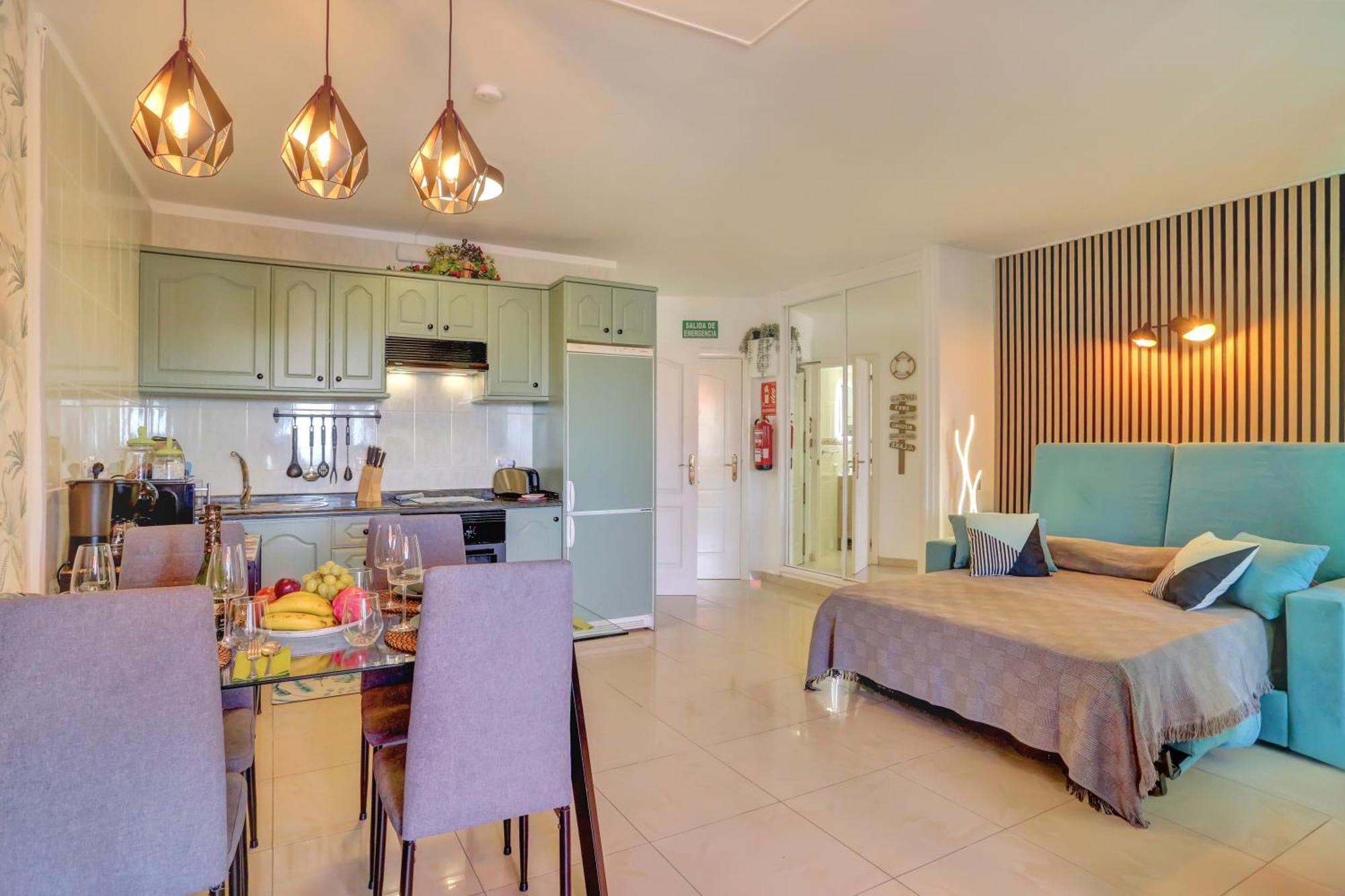 Luxory Dreamy Sunset, Seafront, Direct Access To The Promenade,Wifi,Pool,Free Parking Apartment Los Cristianos  Luaran gambar
