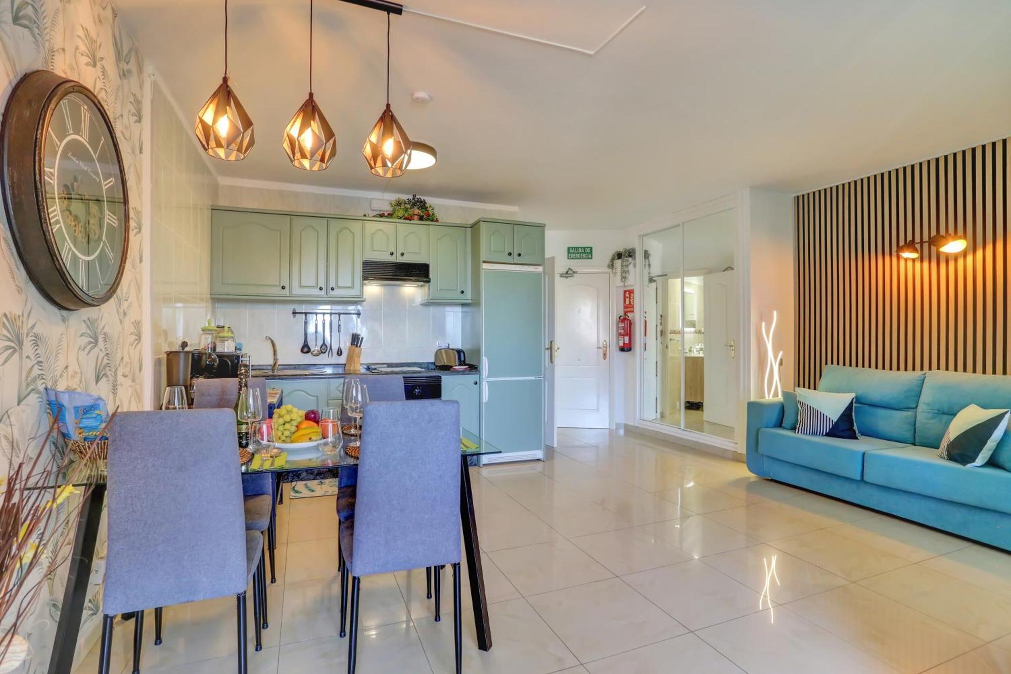 Luxory Dreamy Sunset, Seafront, Direct Access To The Promenade,Wifi,Pool,Free Parking Apartment Los Cristianos  Luaran gambar